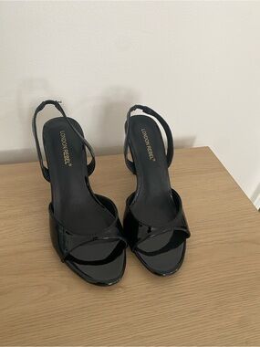 London Rebel Black Patent Slingback Heels